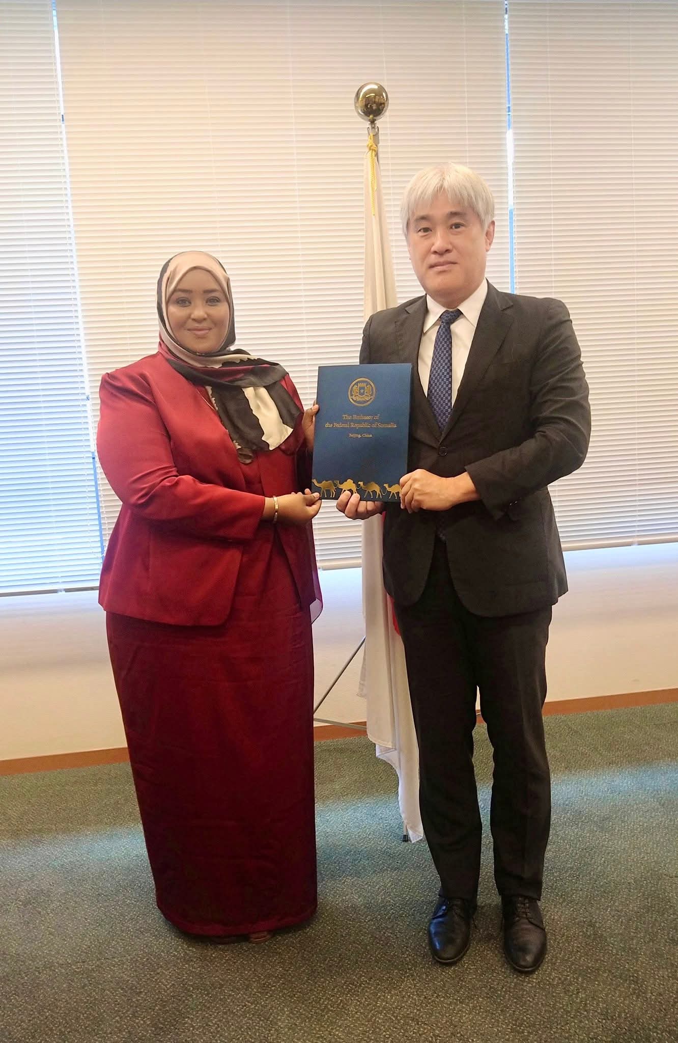 38 sano ka dib Soomaaliya oo Japan u dirtay Safiir