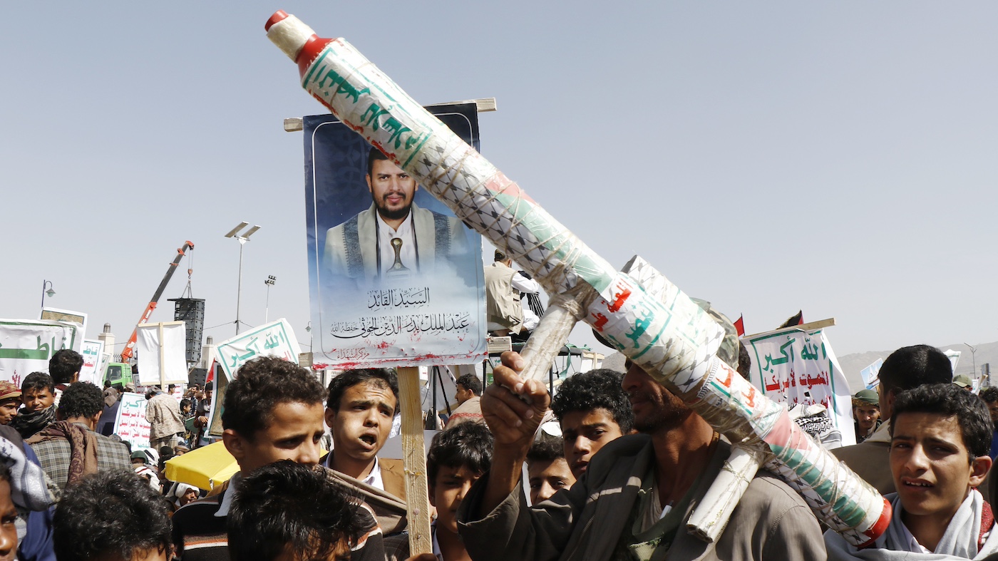 Xuutiyiinta Yemen oo weerarey Garoonka Caalamiga ah ee Abha ee Sacuudiga